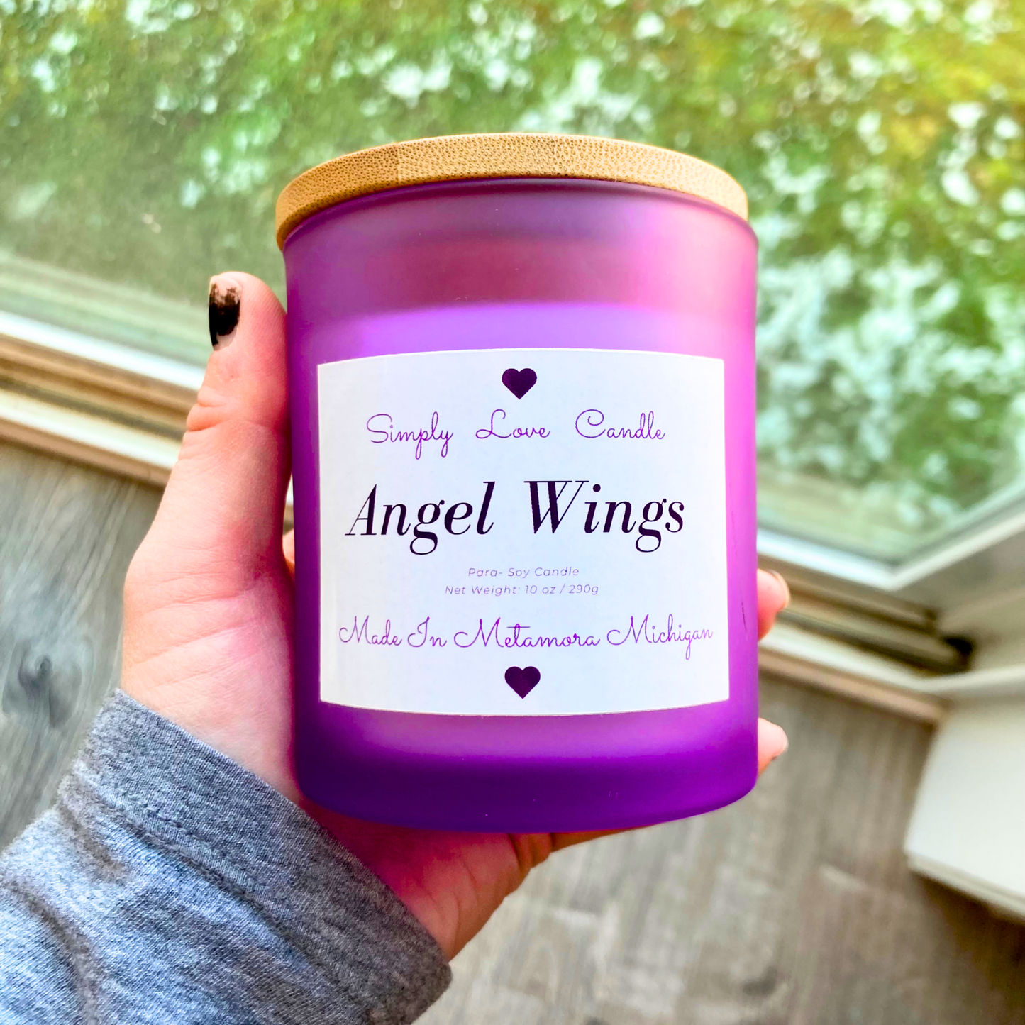 Angel Wings 8 oz Candle with Bamboo Lid Lavender + Black Amber