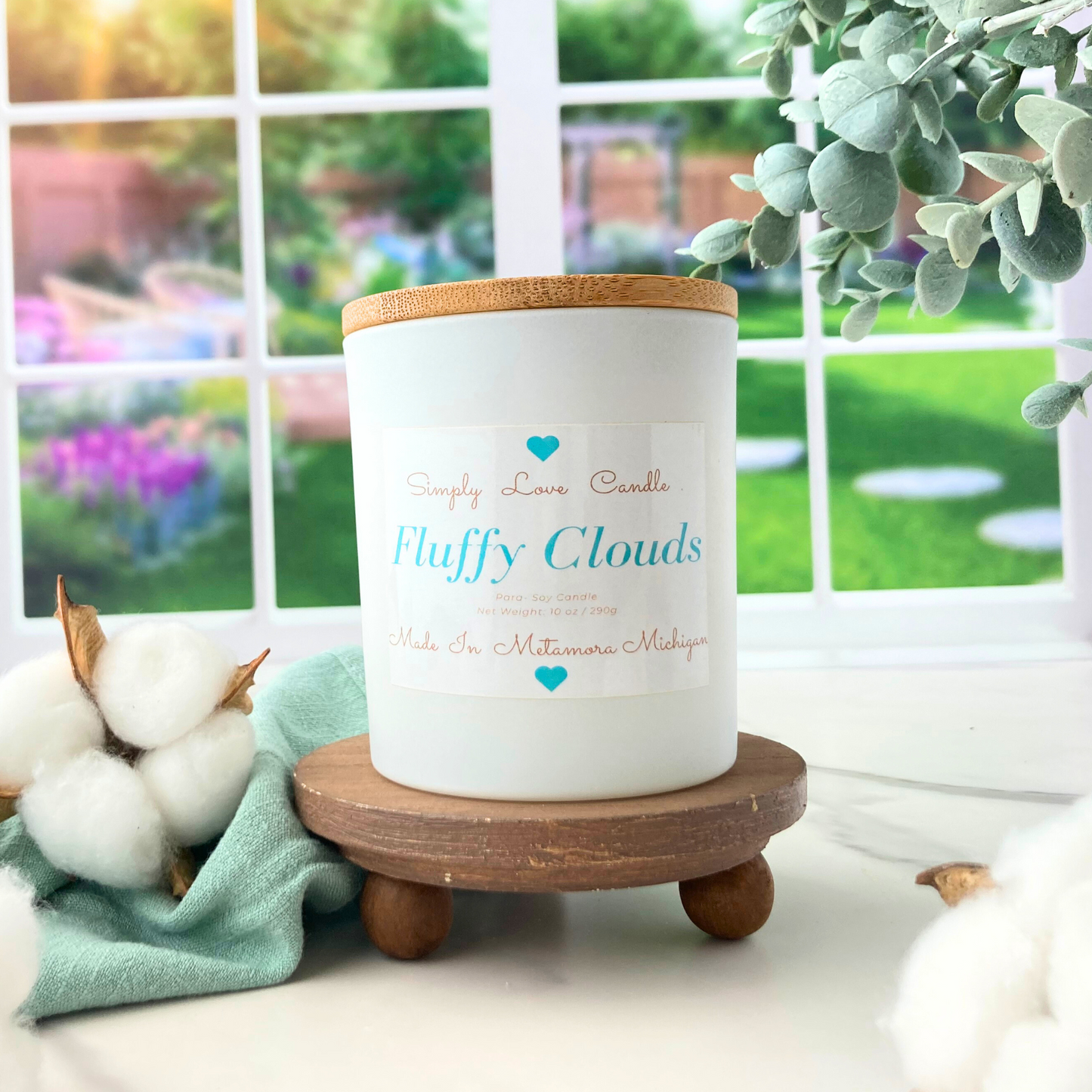 Fluffy Cloud 8oz candle with Bamboo Lid