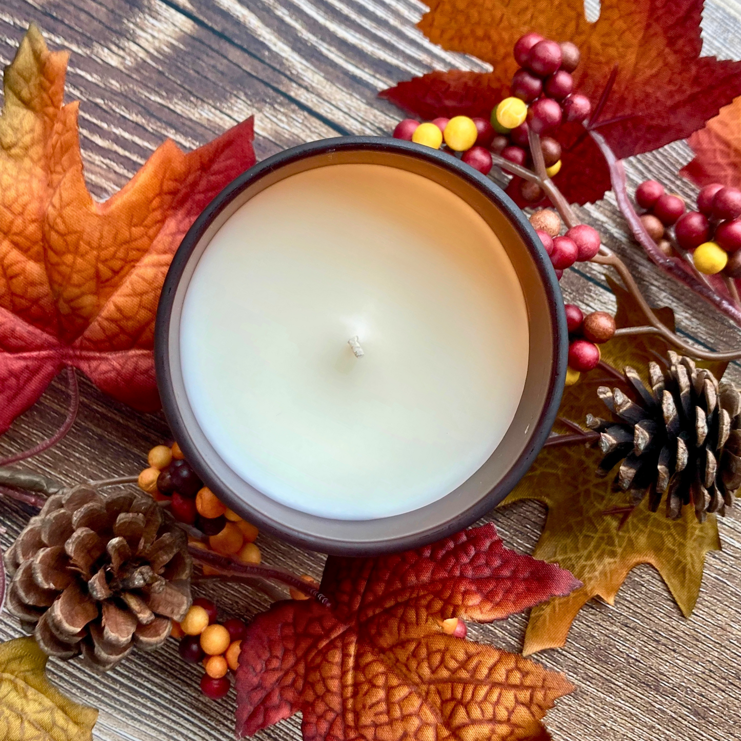 Autumn Stroll 8 oz Candle with Bamboo lid