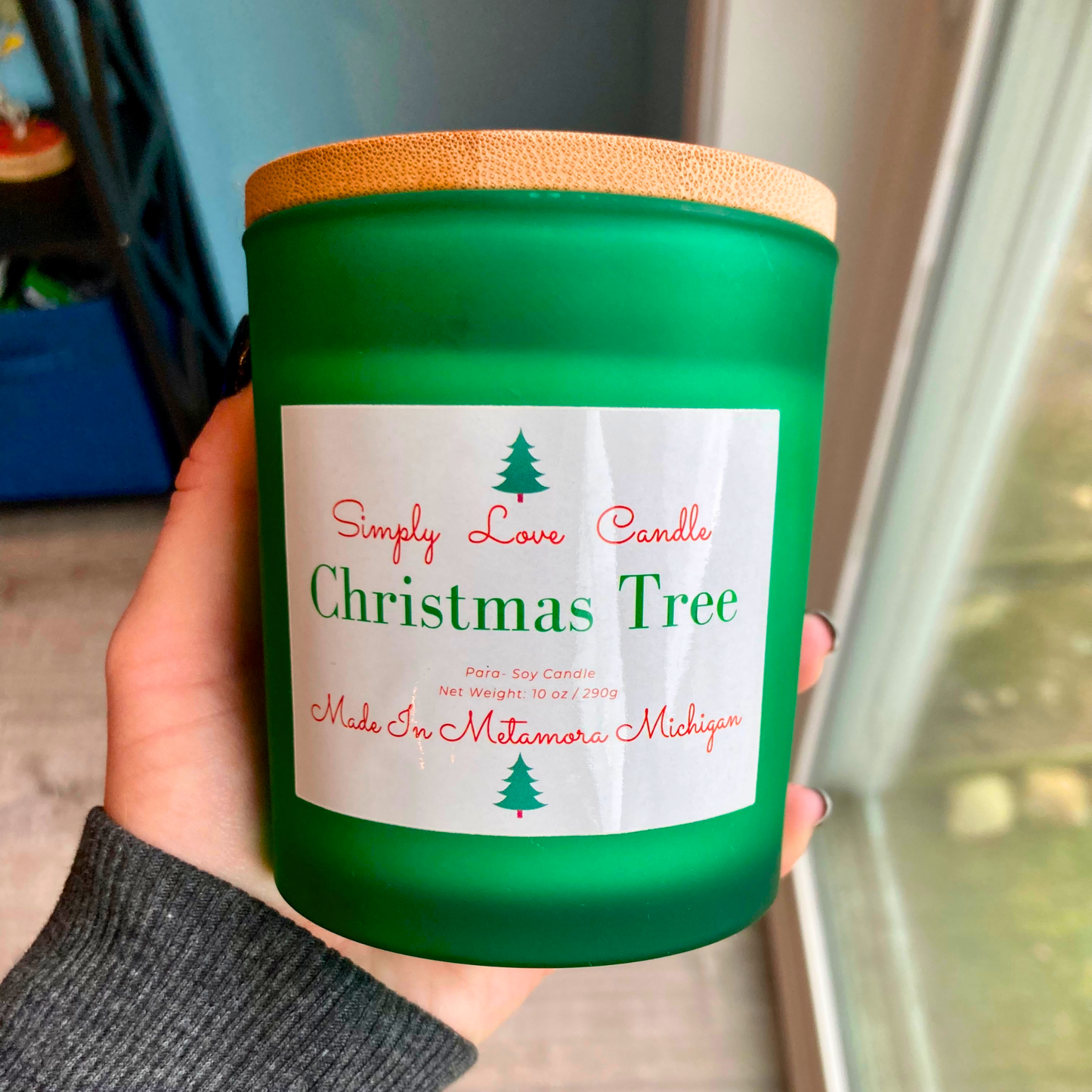 Christmas Tree 8 oz Candle with Bamboo Lid Balsam Fir Scent