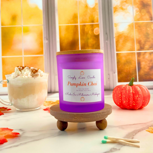 Pumpkin Chai 8 oz candle with bamboo lid