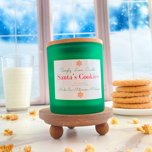 Santa's Cookies 8 oz candle with bamboo lid