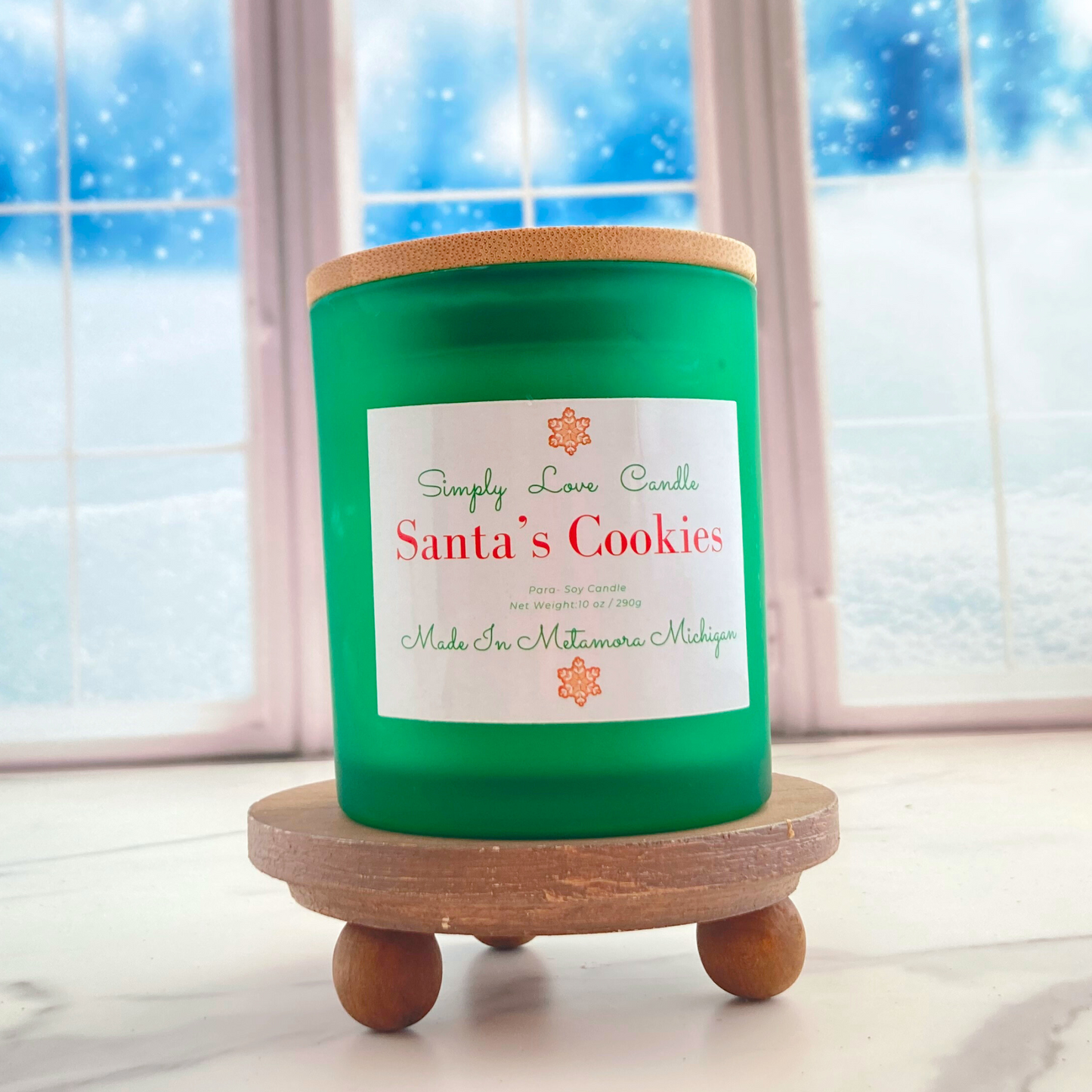 Santa's Cookies 8 oz candle with bamboo lid