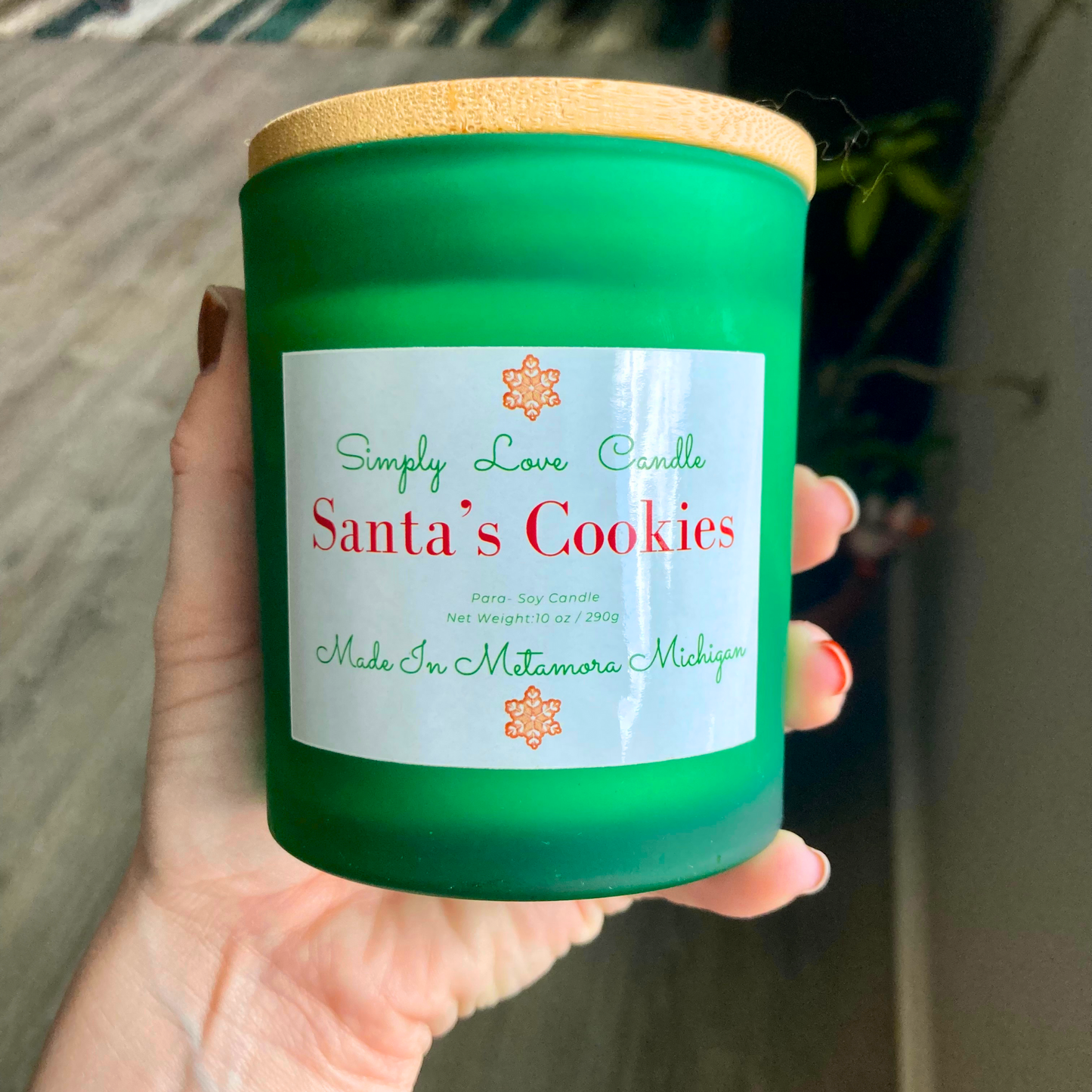 Santa's Cookies 8 oz candle with bamboo lid